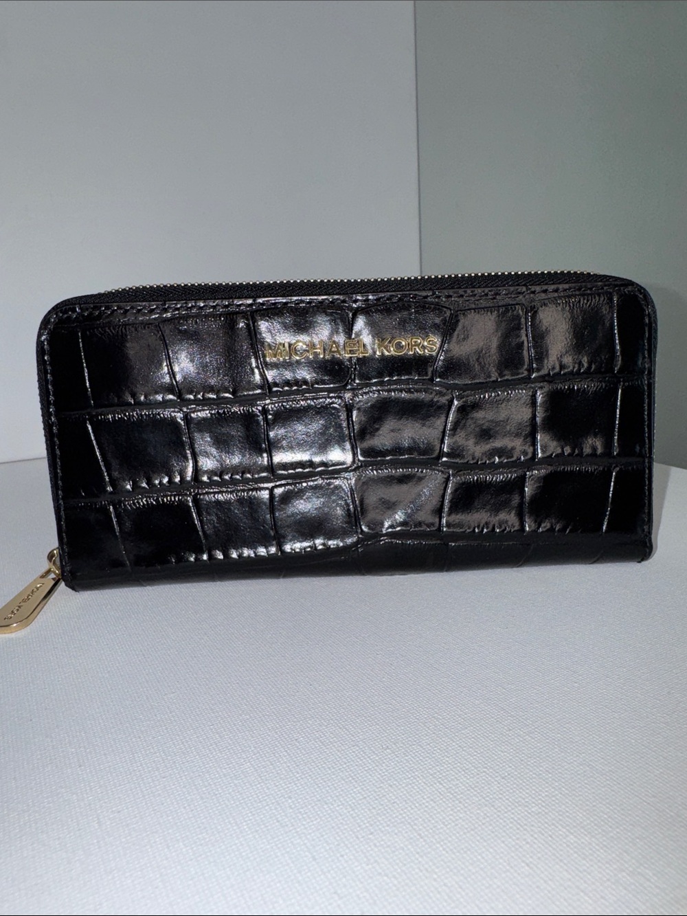 Michael Kors Black Croc-Embossed Jet Set Continental Zip Wallet